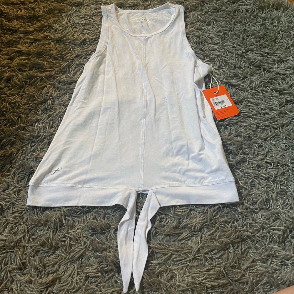 Girls tie front top from Academy. Size large. New with tag.
